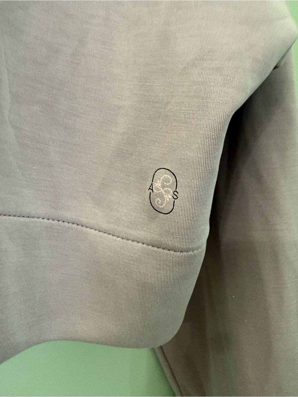 Cropped Hooded Sweatshirt - Dusty Lavender - Picture 2 of 6